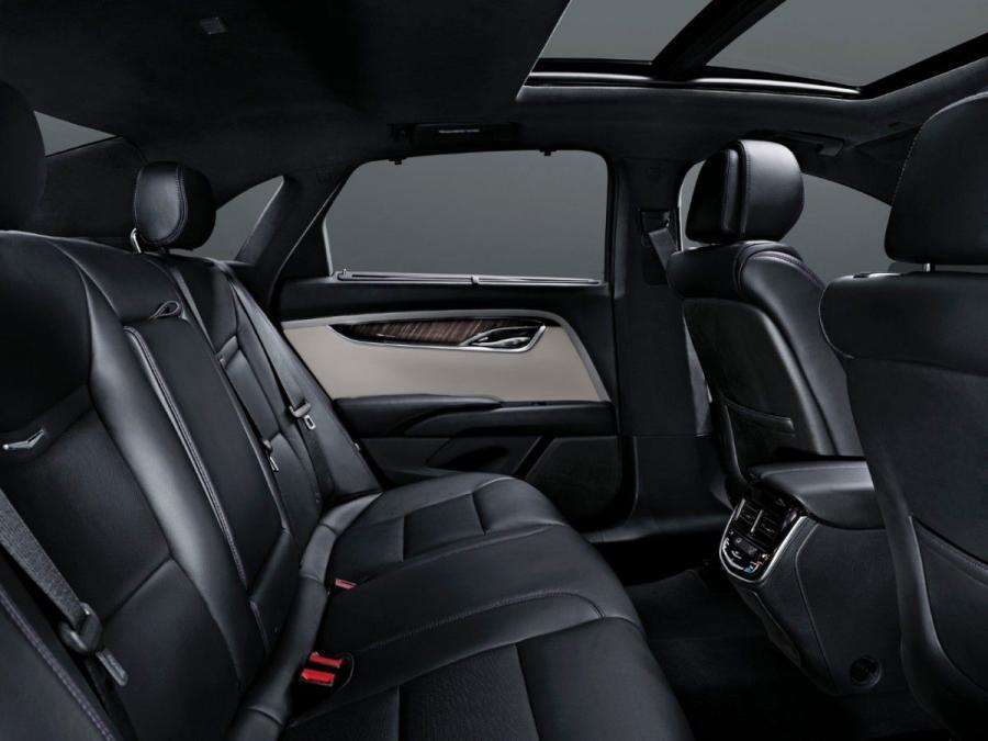  Cadillac XTS 2014 года  (фото 4 из 18)